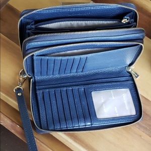 Navy blue Michael Kors wallet